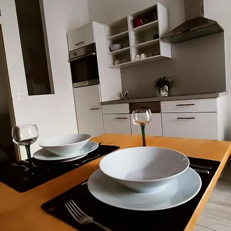 Apartment Altstadt-idylle Mit Balkon Und Parkplatz