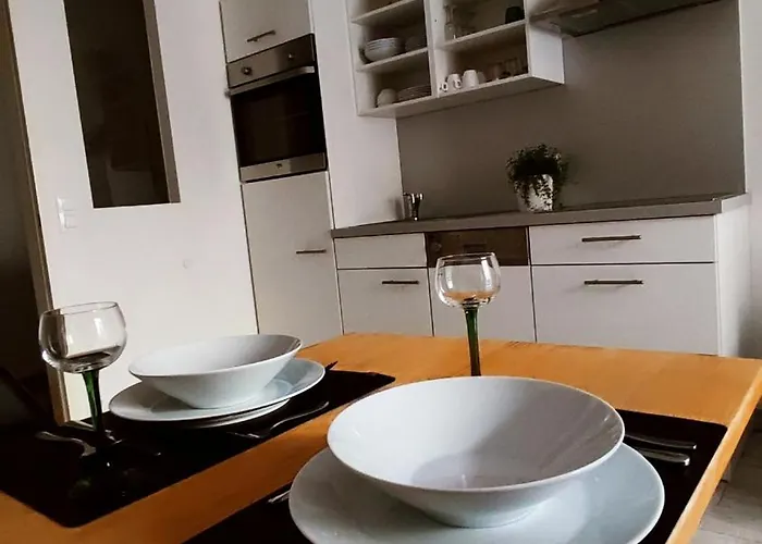 Апартаменты Altstadt-idylle Mit Balkon Und Parkplatz