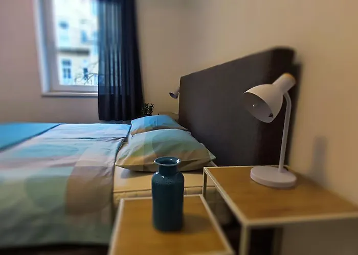 Altstadt-idylle Mit Balkon Und Parkplatz Apartman